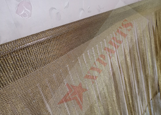 cortinas de acero inoxidables de Ring Mesh Brass Color For String del metal de 0.53x3.81m m