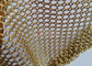 Color oro cortina del divisor de Ring Mesh Welded Type For Space del metal de 0.8m m x de 7m m